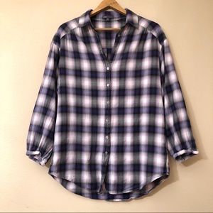 Vince Tops - Vince. Button Down Blouse Top size small Vince Tops - Vince. Button Down Blouse Top size small